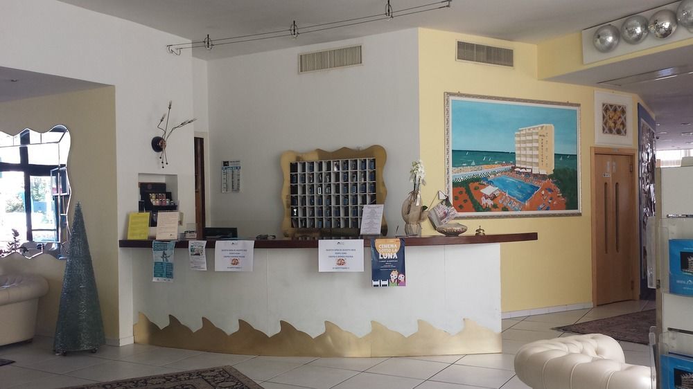 Perticari Hotel Pesaro Exterior foto