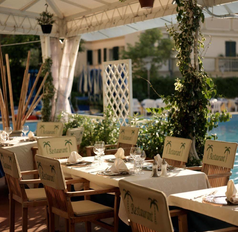 Perticari Hotel Pesaro Exterior foto